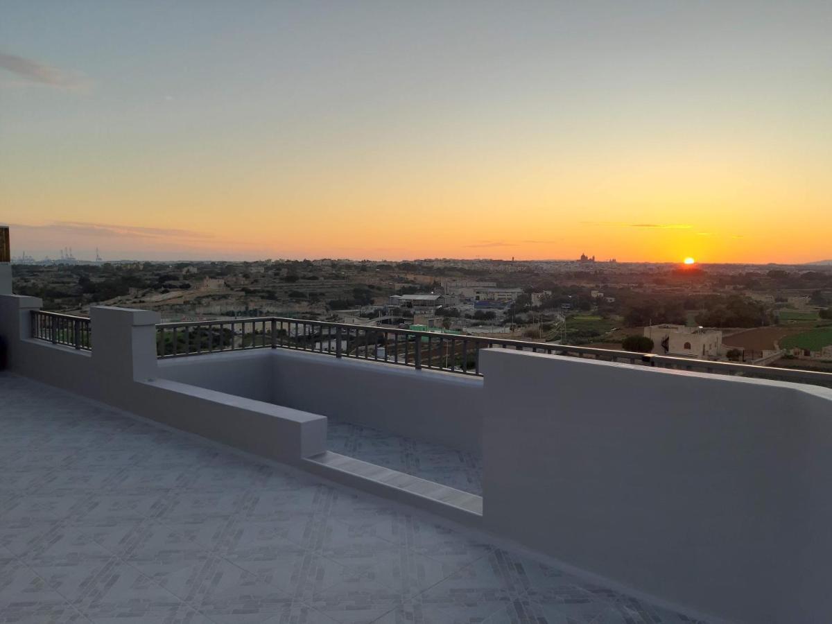 Penthouse 2 Apartment Marsaskala Exterior photo